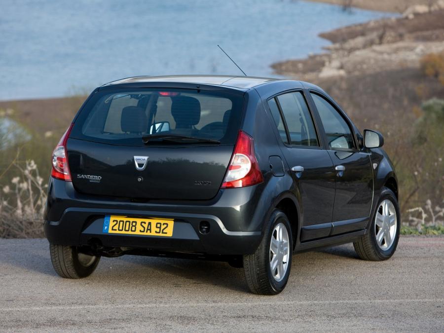  Dacia Sandero 2008 года  (фото 23 из 52)